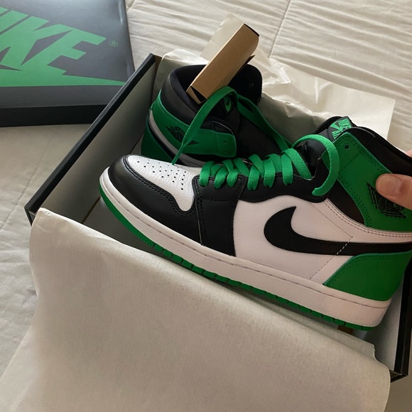 Nike air Jordan one green, size 9 women’s and 7.5 men’s - Picture 2 of 5